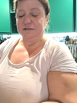 jusichka's cam snapshot