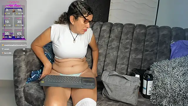 Keyla_Milf's cam snapshot