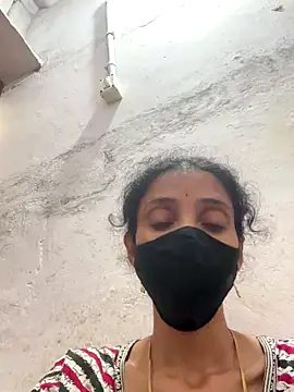 sweetreddy-02's cam snapshot