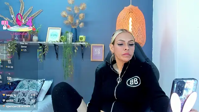 yessila_parker's cam snapshot