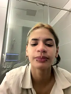 sukulaurens's cam snapshot