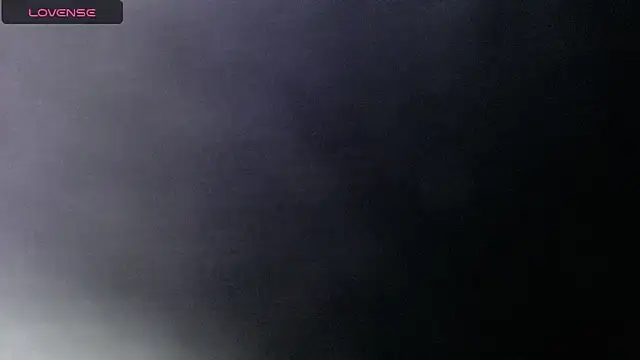 MiahLove3x's cam snapshot