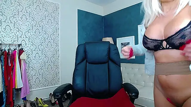 MissKora's cam snapshot