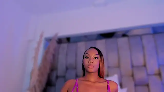 ChaynnaCooper's cam snapshot