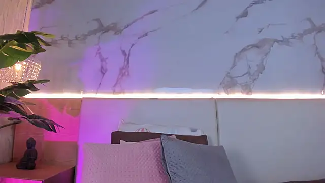 ValSmith_'s cam snapshot