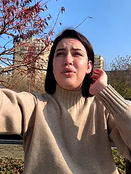 KikiWatson live sex cam