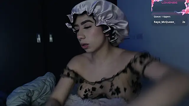 Your_rosalie's cam snapshot