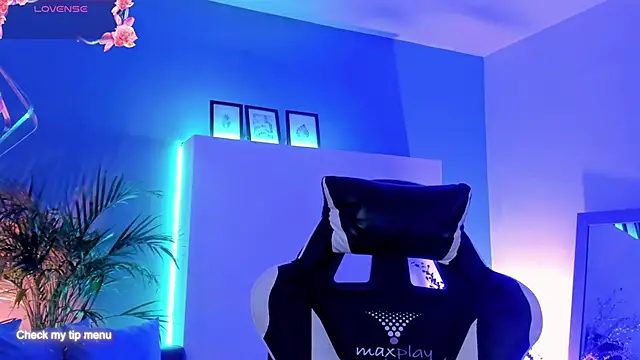 Megan_inked's cam snapshot