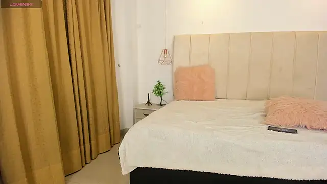 Maddy_Rouse1's cam snapshot