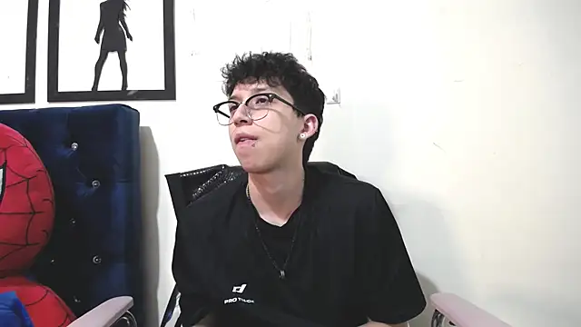 _Thomas_hot_ live sex cam