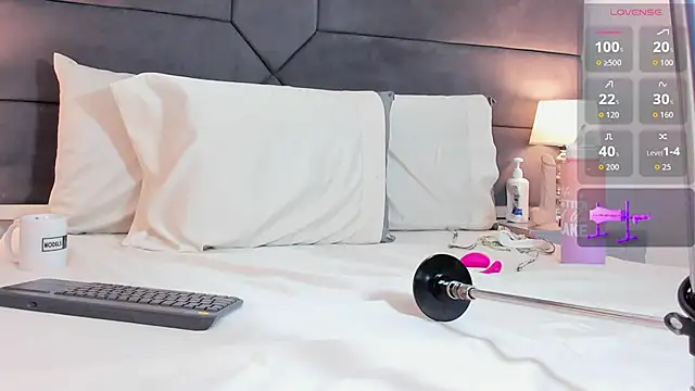 franceska_milf's cam snapshot