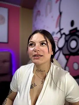 Megaan__More's cam snapshot