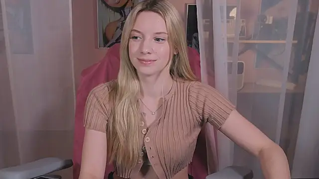 katt__y's cam snapshot