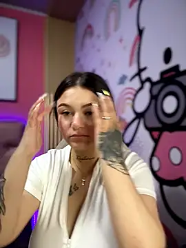 Megaan__More's cam snapshot