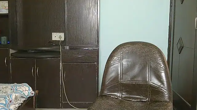 Zaraa_1's cam snapshot