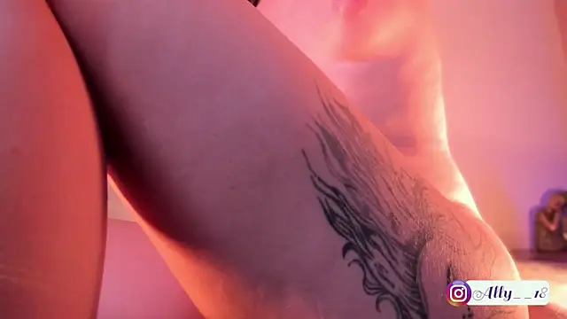 Ally_addams's cam snapshot