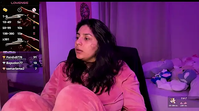 cloe_small's cam snapshot