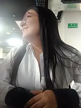 Monserratizzy's cam snapshot