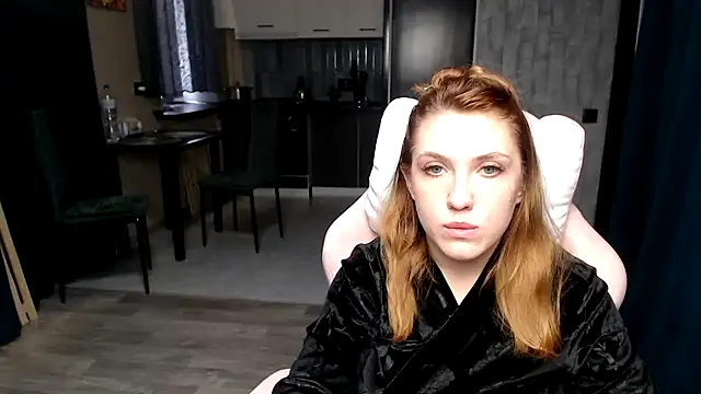 Reginasmilee's cam snapshot