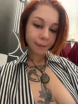 RosieSecret live sex cam