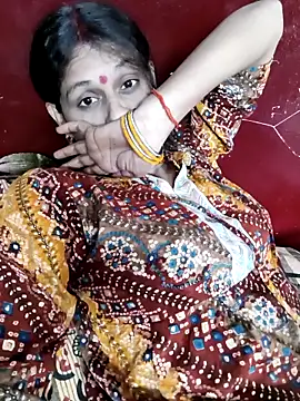 Eshwari_Chopra's cam snapshot