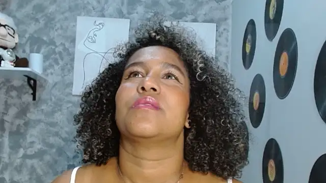 Ambar_foxy's web cam