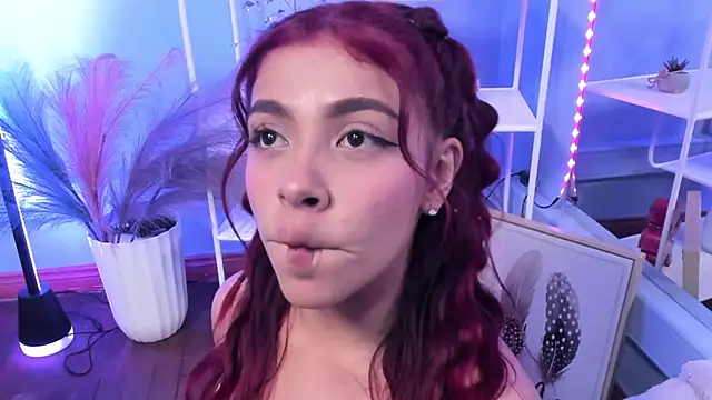 KathiaSaenz_'s cam snapshot