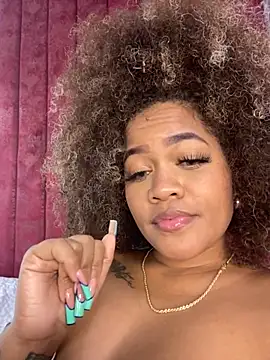 riri_brunnete live sex cam