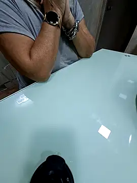 carla_marco5147's web cam