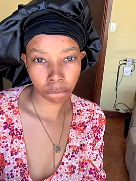 Pretty_Beauty's cam snapshot