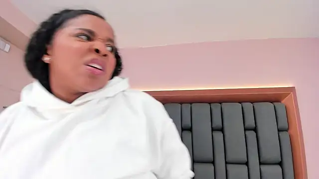 LisaMendez's cam snapshot