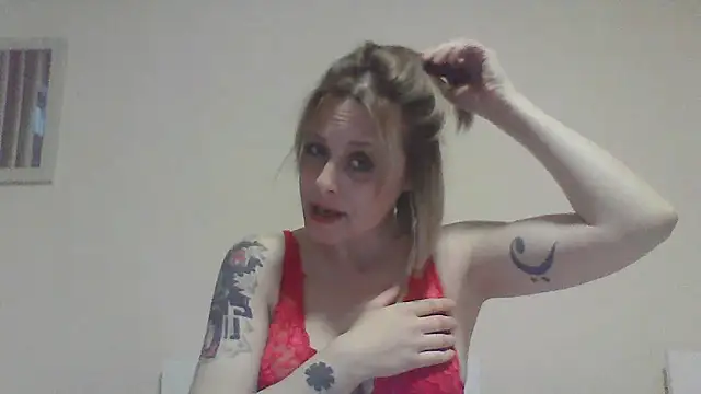 MySweetcum69's cam snapshot