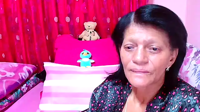 SLUTTYROXY's cam snapshot