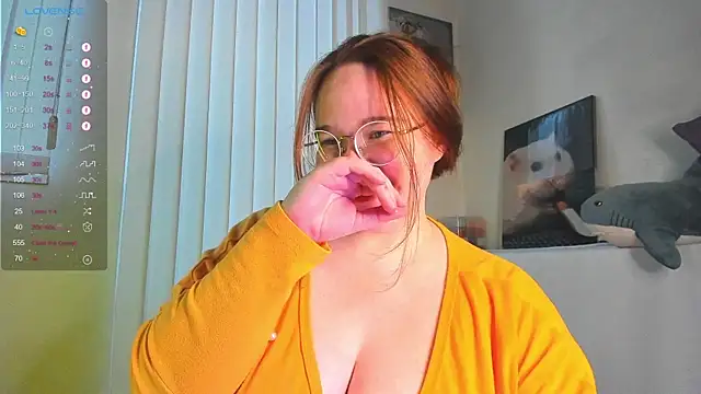 DebbieWoood's cam snapshot