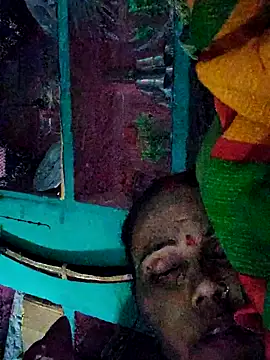 Pooja750's cam snapshot