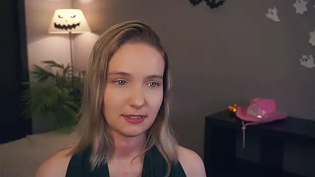 HongTomczak's cam snapshot