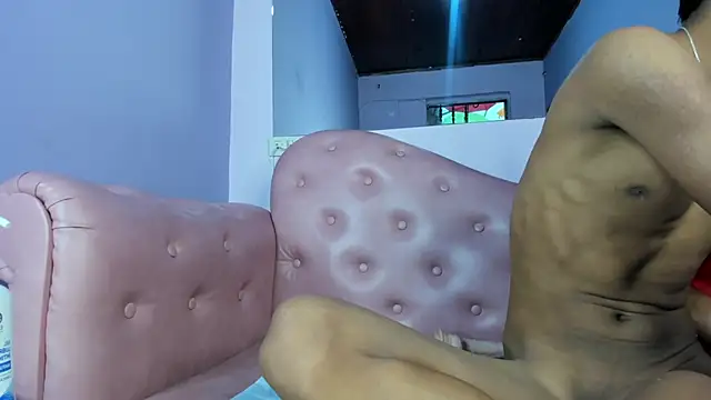 Emiliano_Reyes live sex cam