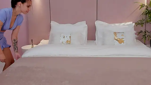 SandraTucker's cam snapshot