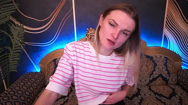 KateSly's cam snapshot