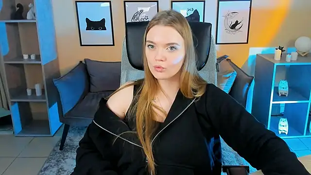 LisaMitchell's cam snapshot