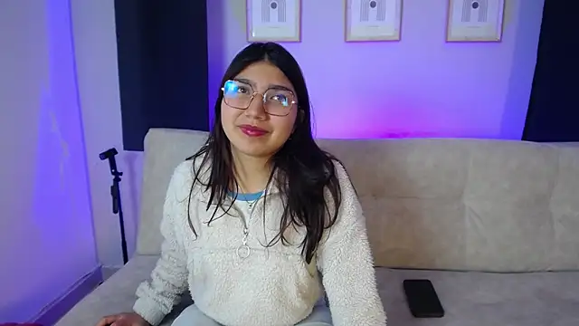 Mia_Blair_'s cam snapshot