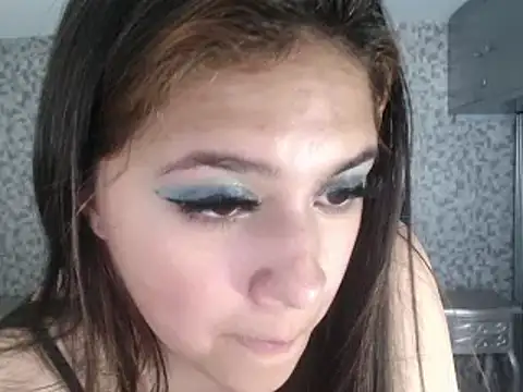 CrisstalPink's cam snapshot