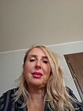 MariaRichi_'s cam snapshot