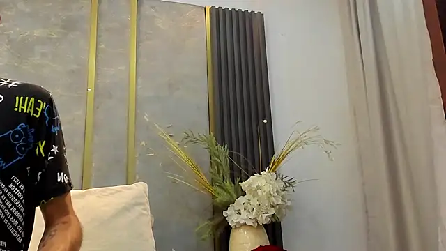 NikoStone_'s cam snapshot