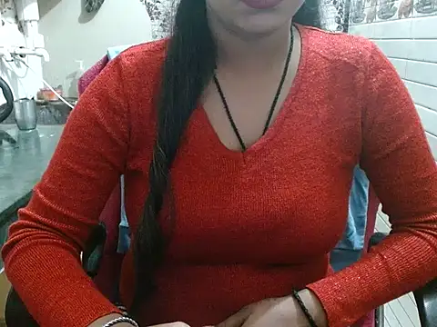 LovingPihu's cam snapshot