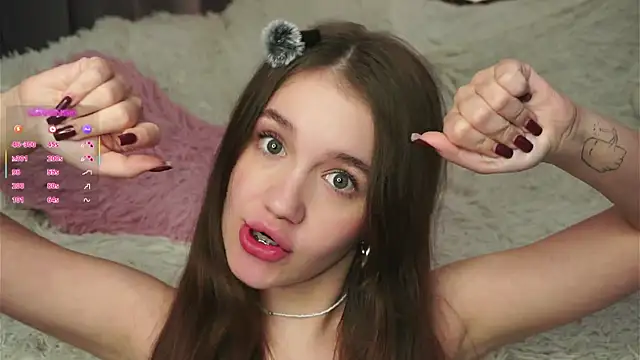 AmiLewis live sex cam