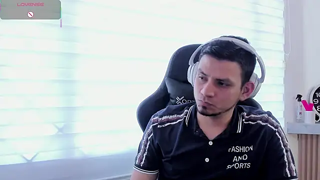 Rick_Adams's cam snapshot