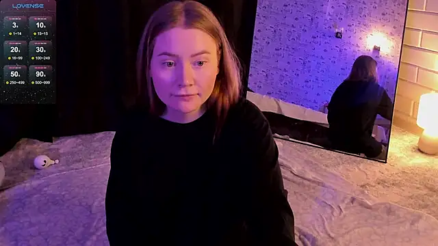 Lillie_Berry's cam snapshot