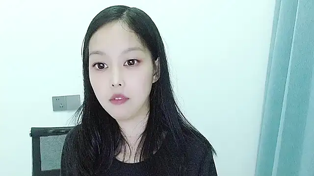 Daisy-_baby-cute's cam snapshot