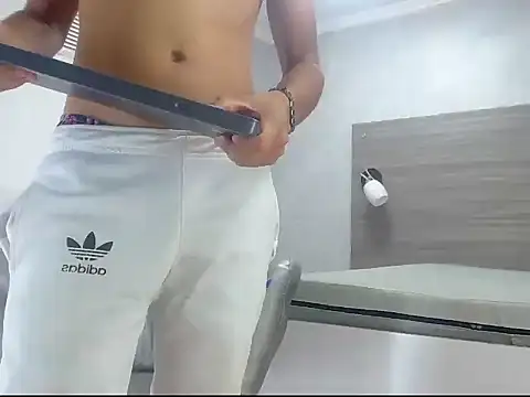 wiltom_'s cam snapshot